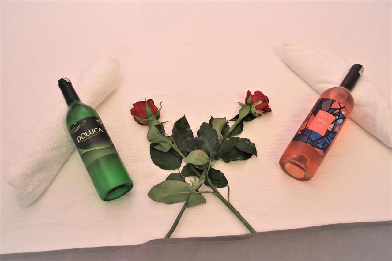 Lavender Otel Cesme Bagian luar foto